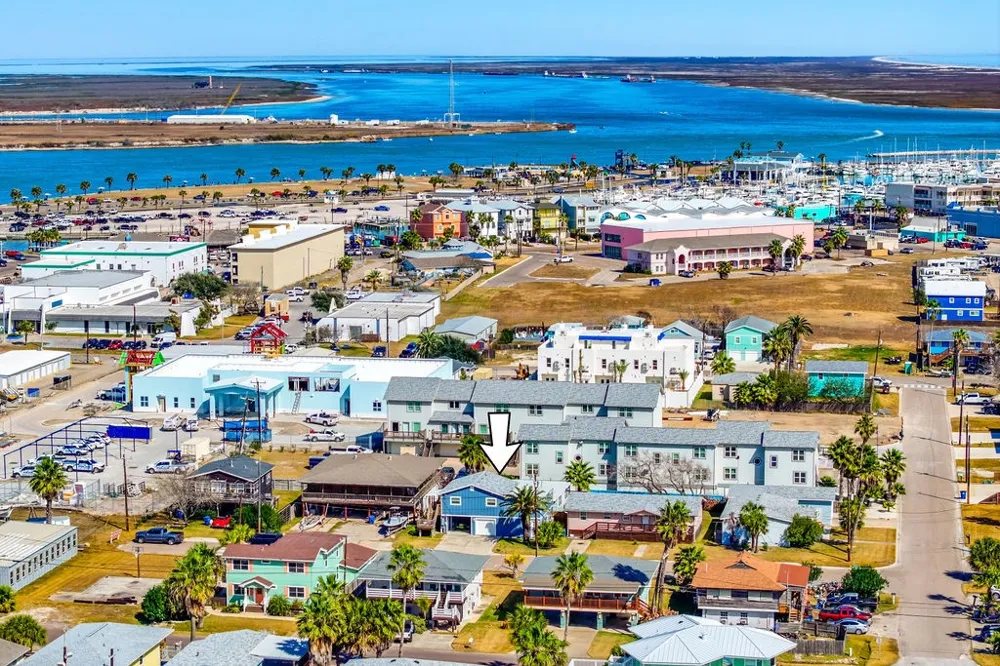 614 Harper Street Port Aransas, TX 78373