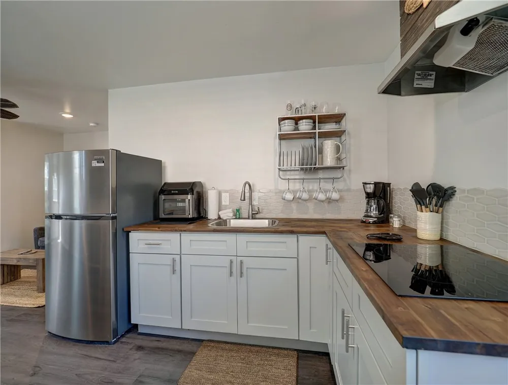 614 Harper Street Port Aransas, TX 78373