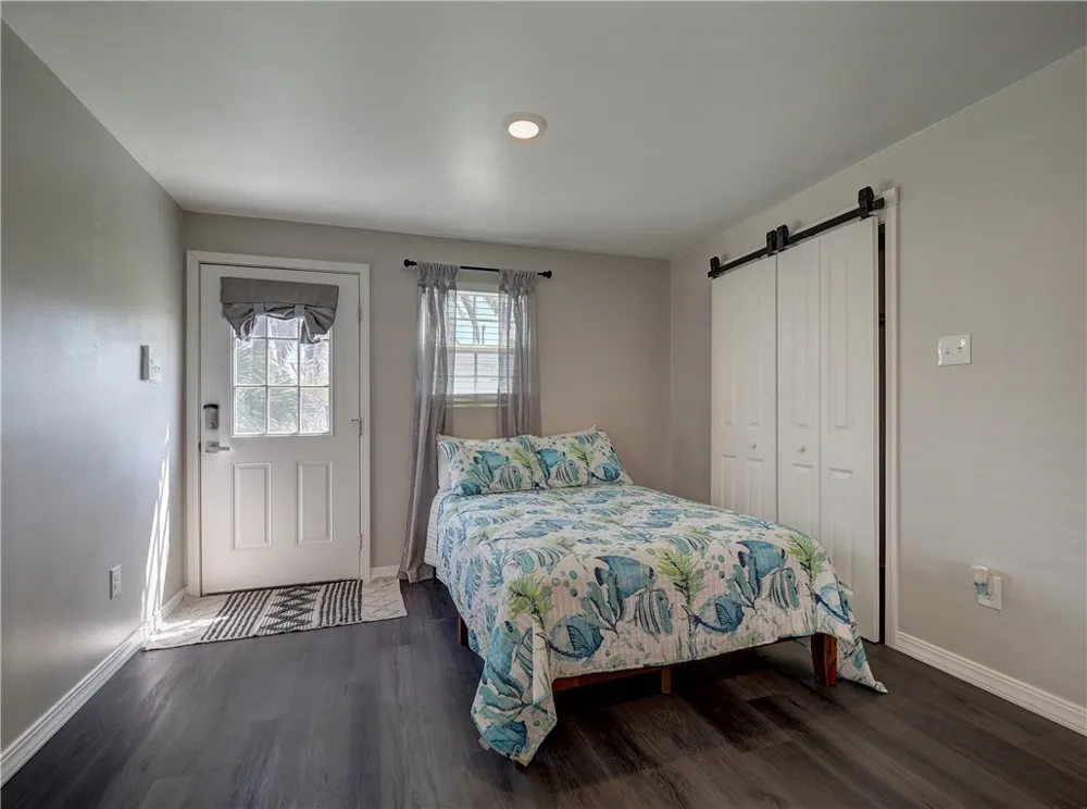 614 Harper Street Port Aransas, TX 78373