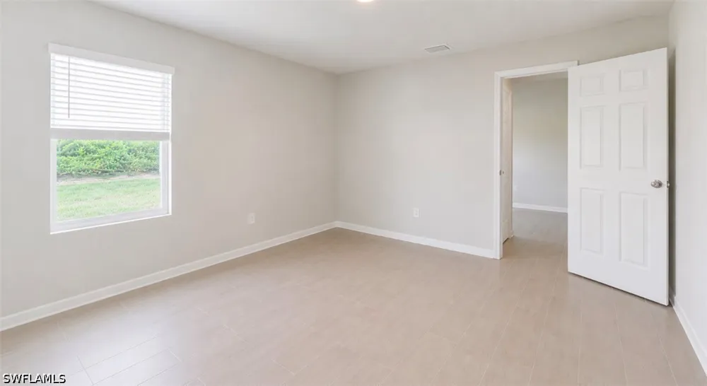Olive Circle Labelle, FL 33935