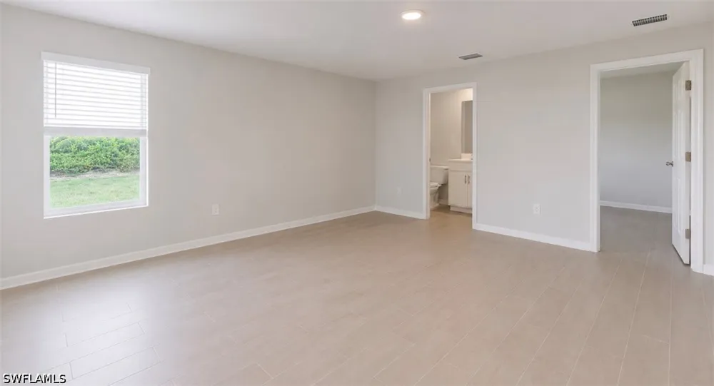 Olive Circle Labelle, FL 33935