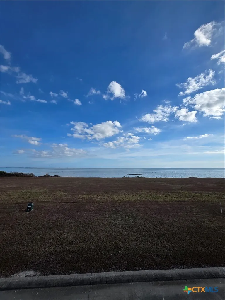 3345 Bay Point Drive Palacios, TX 77465