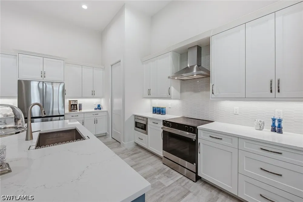 Ivory Court Marco Island, FL 34145