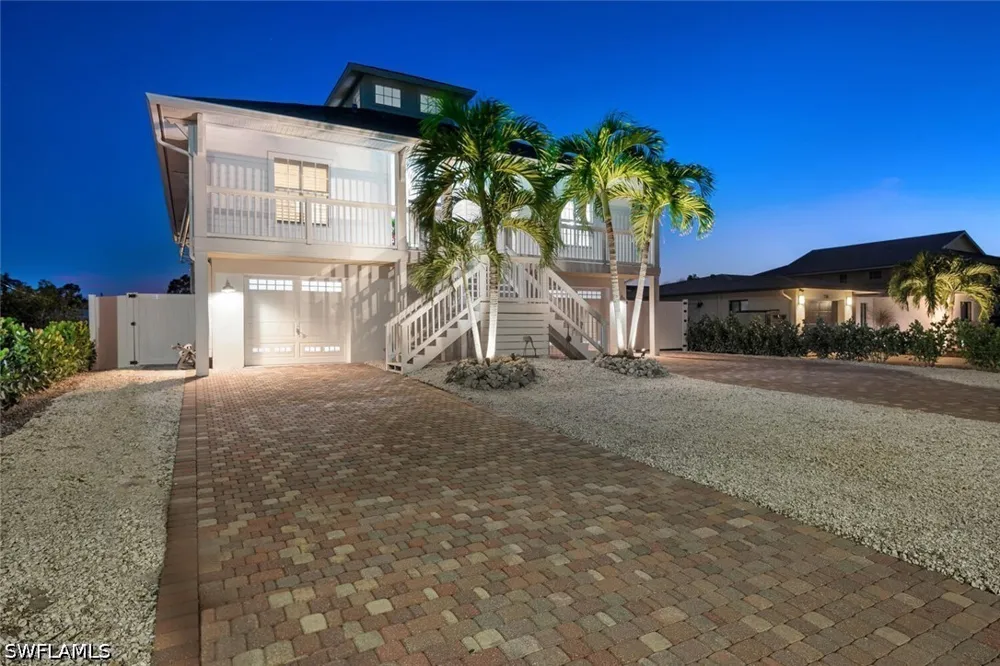 Gulfview Drive Naples, FL 34112