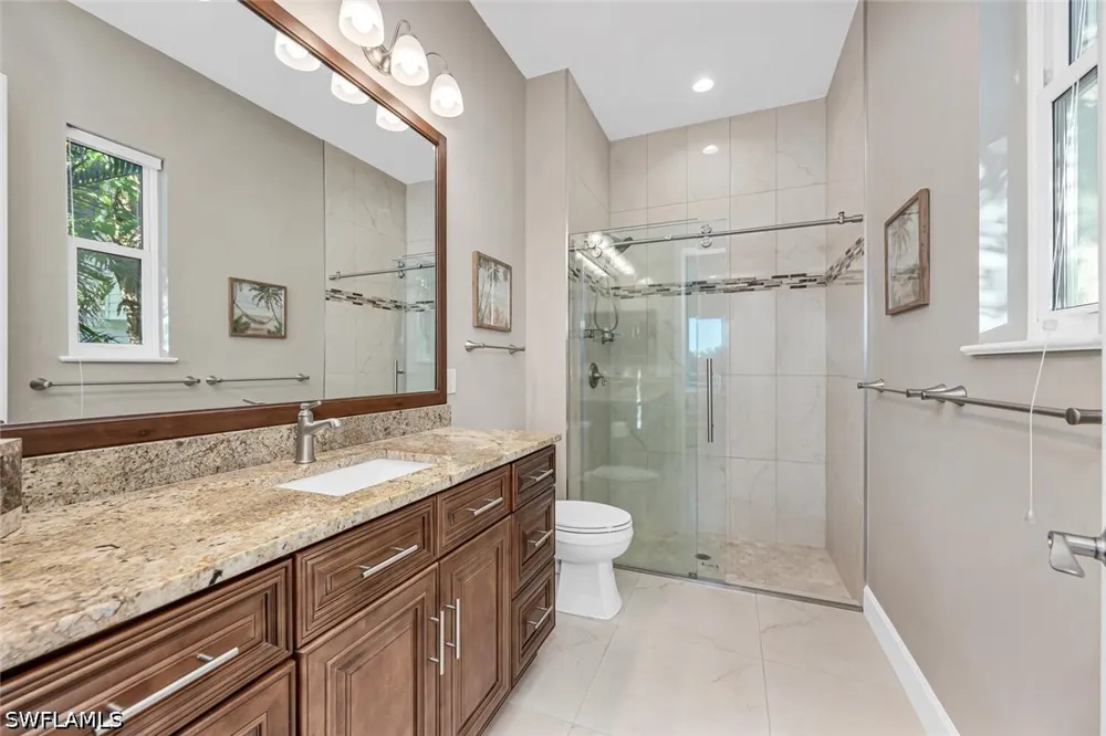 Lakeview Drive Naples, FL 34112