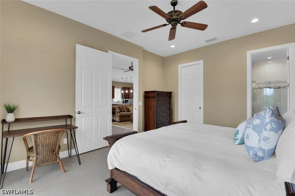 Lakeview Drive Naples, FL 34112