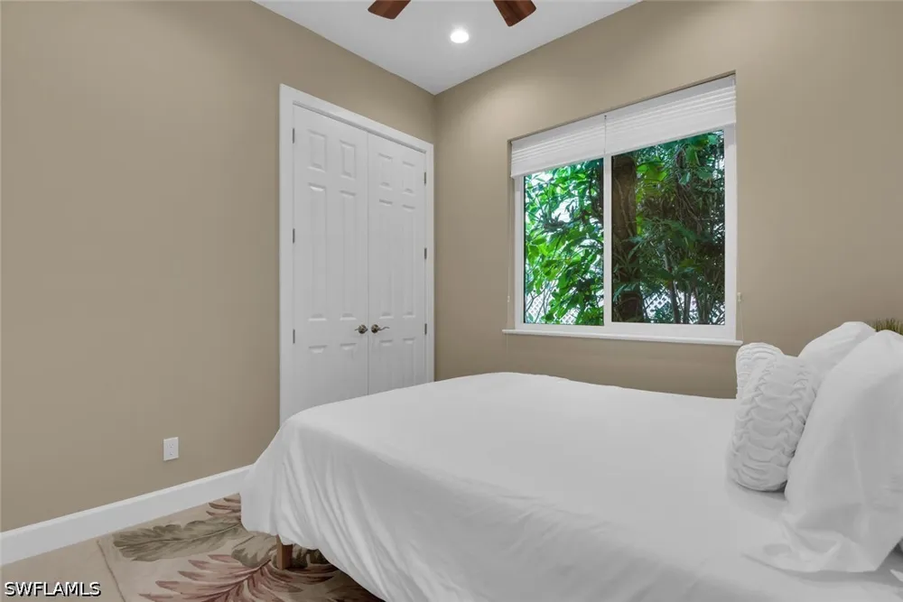 Lakeview Drive Naples, FL 34112