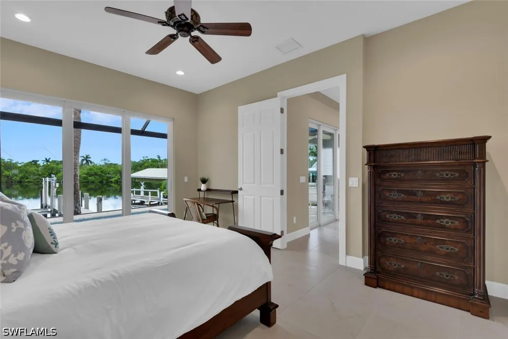 Lakeview Drive Naples, FL 34112