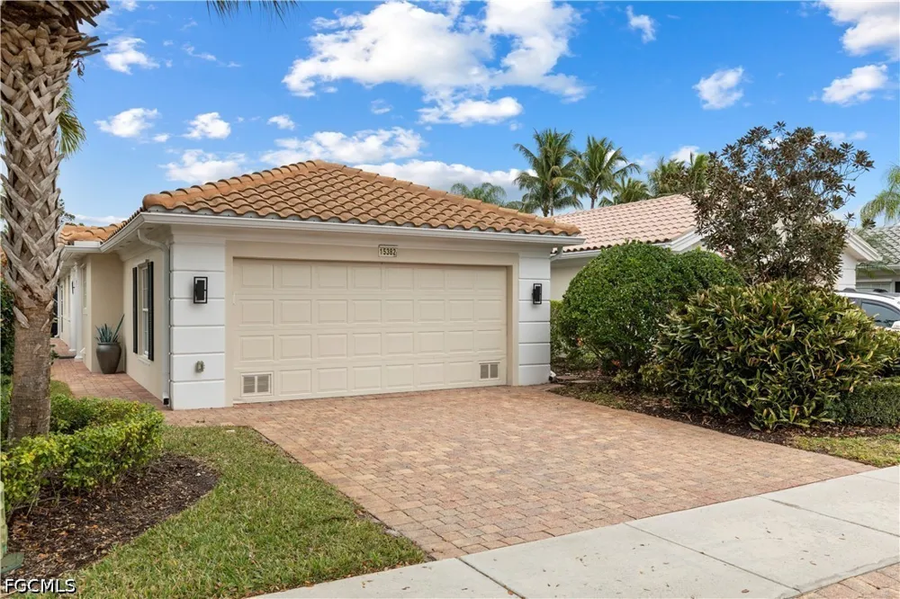 Queen Angel Way Bonita Springs, FL 34135