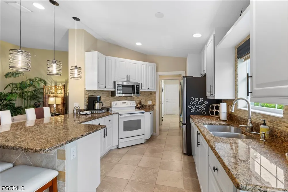 Queen Angel Way Bonita Springs, FL 34135