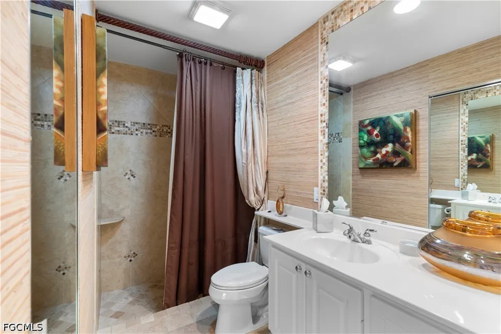 Queen Angel Way Bonita Springs, FL 34135
