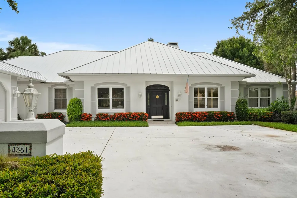 4381 SW Parkgate Boulevard Palm City, FL 34990
