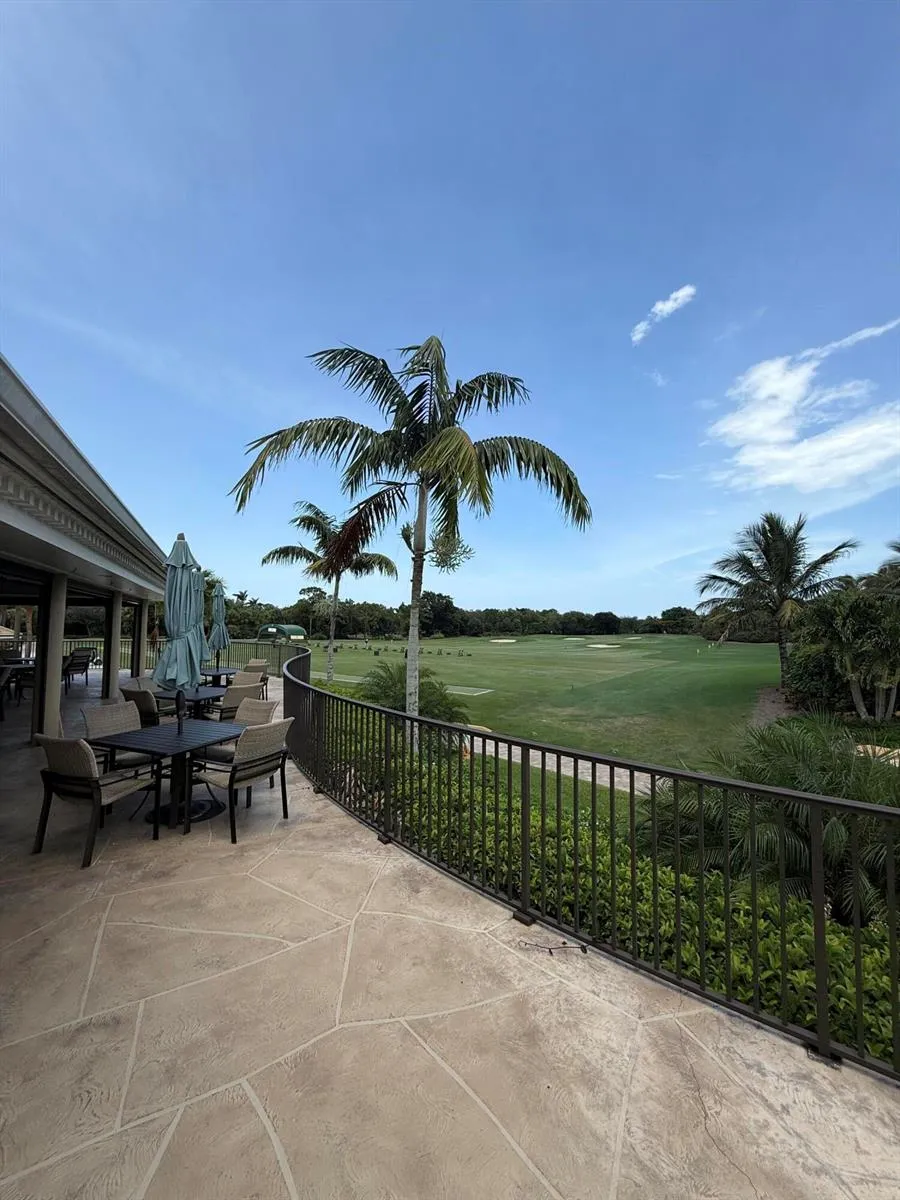 4381 SW Parkgate Boulevard Palm City, FL 34990
