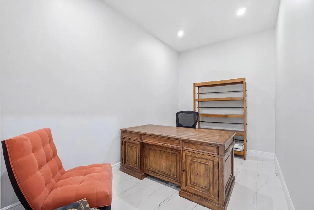 380 SE 5th Avenue Pompano Beach, FL 33060