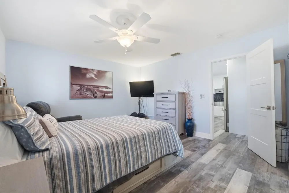 380 SE 5th Avenue Pompano Beach, FL 33060