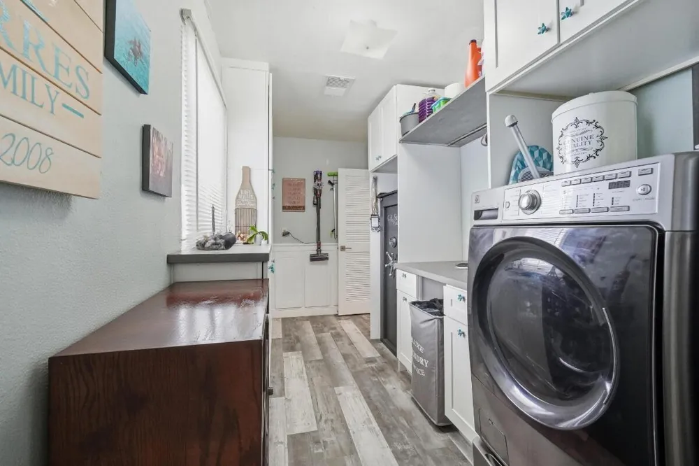 380 SE 5th Avenue Pompano Beach, FL 33060