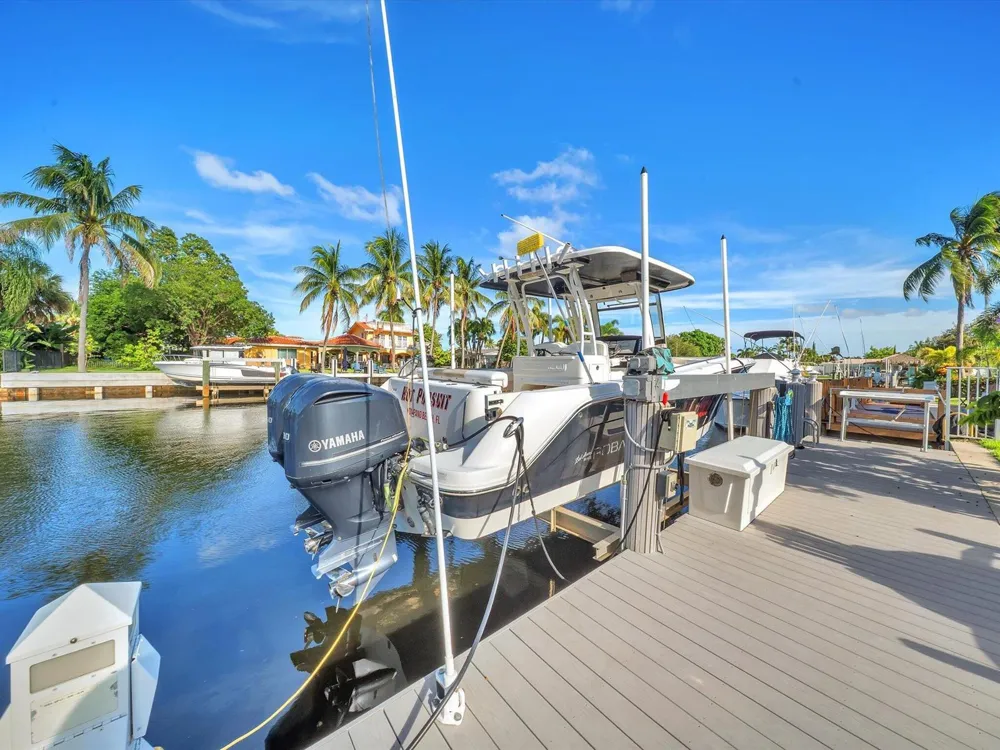 380 SE 5th Avenue Pompano Beach, FL 33060