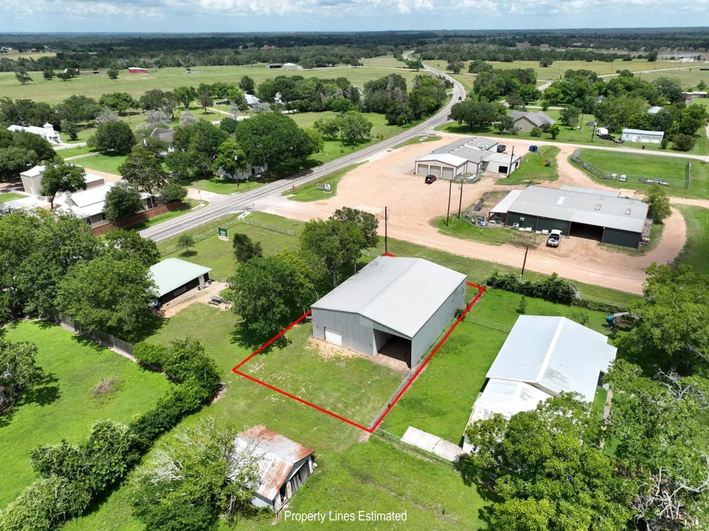 435 Cedar Street New Ulm, TX 78950
