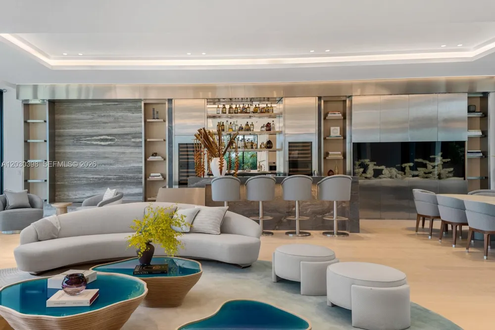 360 S Hibiscus Drive Miami Beach, FL 33139