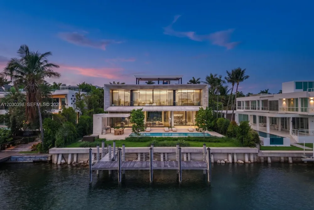 360 S Hibiscus Drive Miami Beach, FL 33139