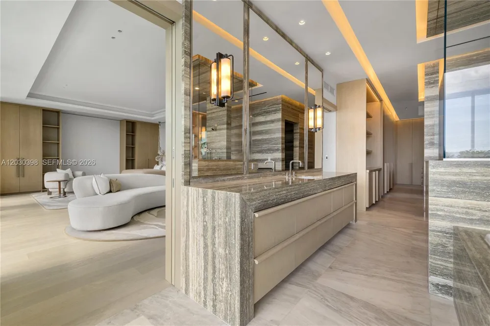 360 S Hibiscus Drive Miami Beach, FL 33139