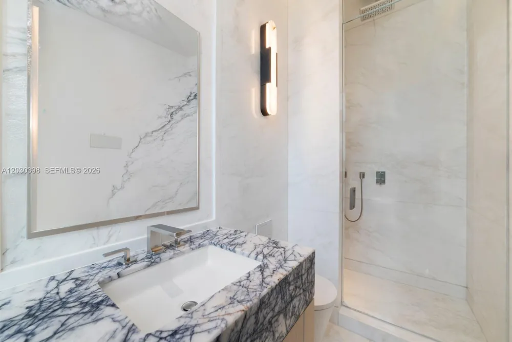 360 S Hibiscus Drive Miami Beach, FL 33139