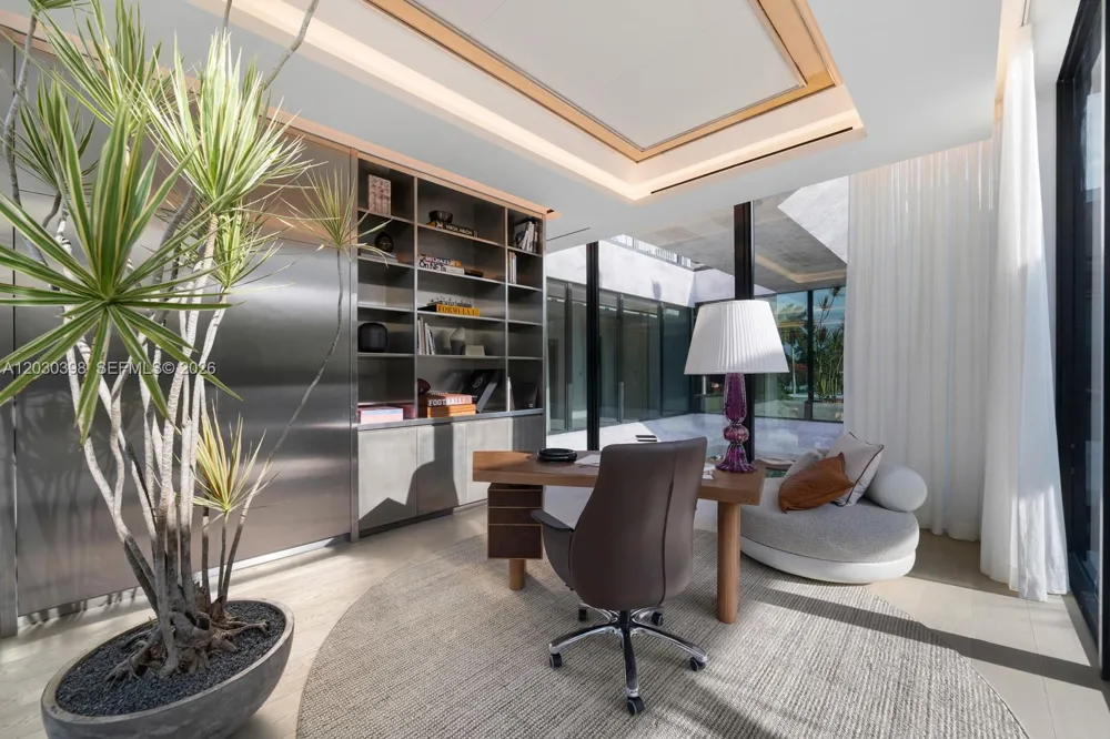 360 S Hibiscus Drive Miami Beach, FL 33139