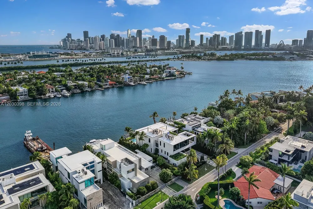 360 S Hibiscus Drive Miami Beach, FL 33139
