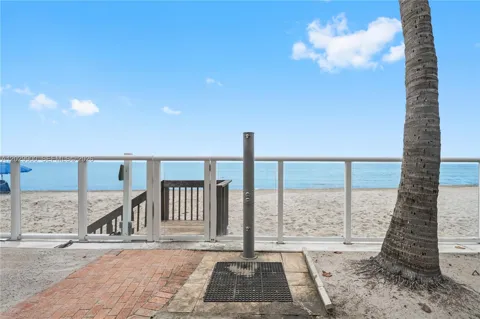3001 S Ocean Dr #1439