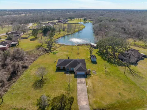 140 Lakewood Drive