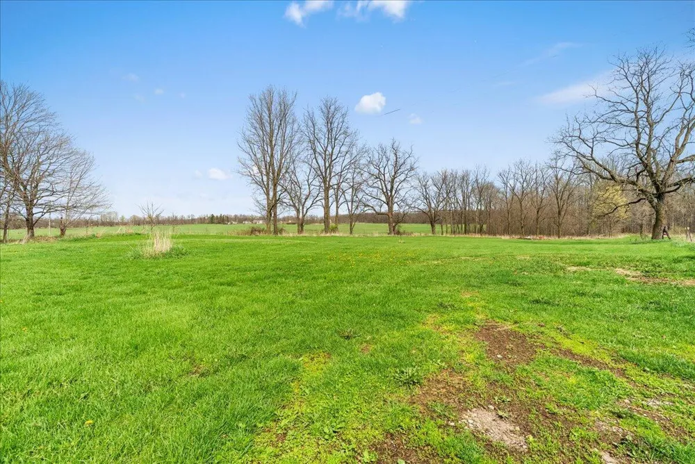 975 Elliott Road Fowlerville, MI 48836