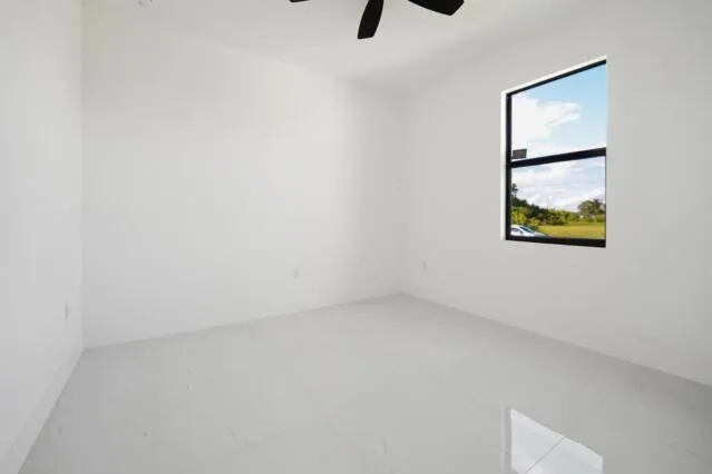 2458 NW 9th Ter Terrace Cape Coral, FL 33993