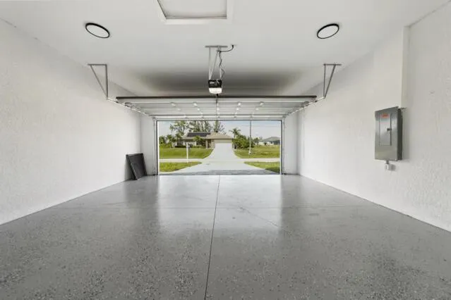 2458 NW 9th Ter Terrace Cape Coral, FL 33993