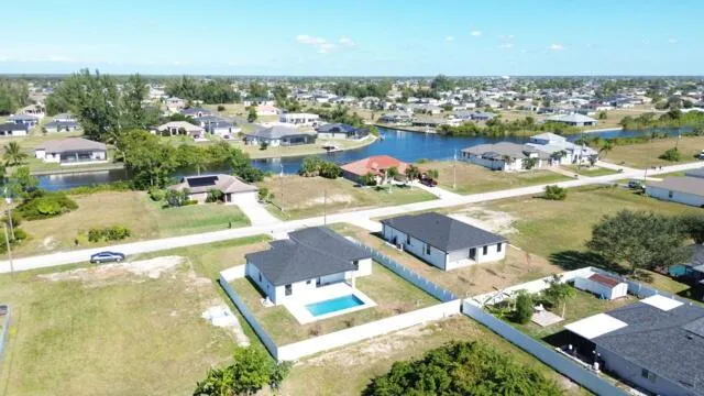 2458 NW 9th Ter Terrace Cape Coral, FL 33993