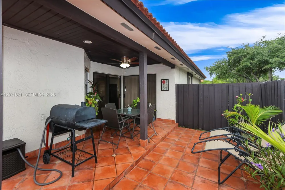 15240 SW 45th Ter #54-H Miami, FL 33185