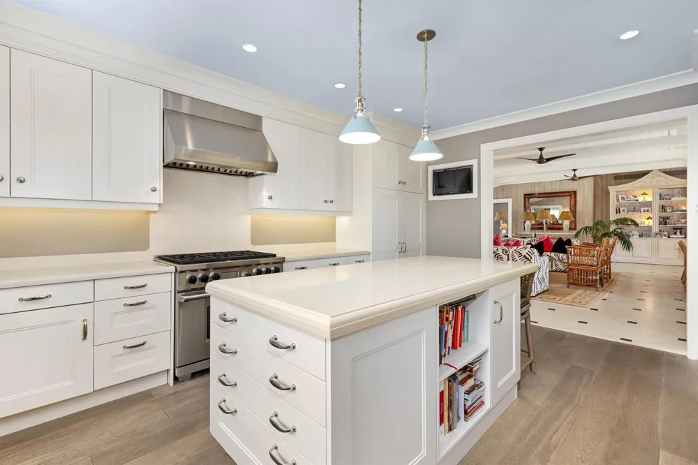 258 List Road Palm Beach, FL 33480