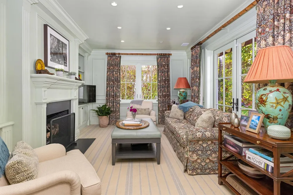 258 List Road Palm Beach, FL 33480