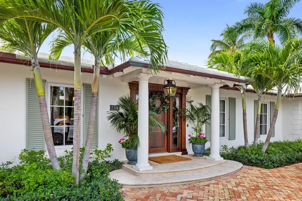 258 List Road Palm Beach, FL 33480