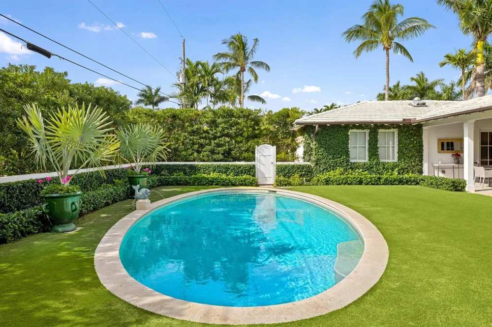 258 List Road Palm Beach, FL 33480