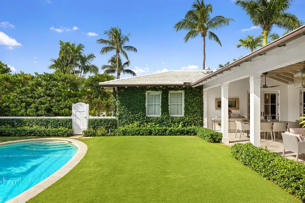 258 List Road Palm Beach, FL 33480