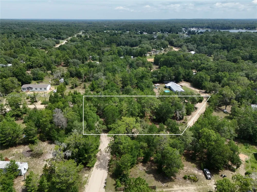 225 MIRROR LAKE DR Other City - In The State Of Florida, FL 32148