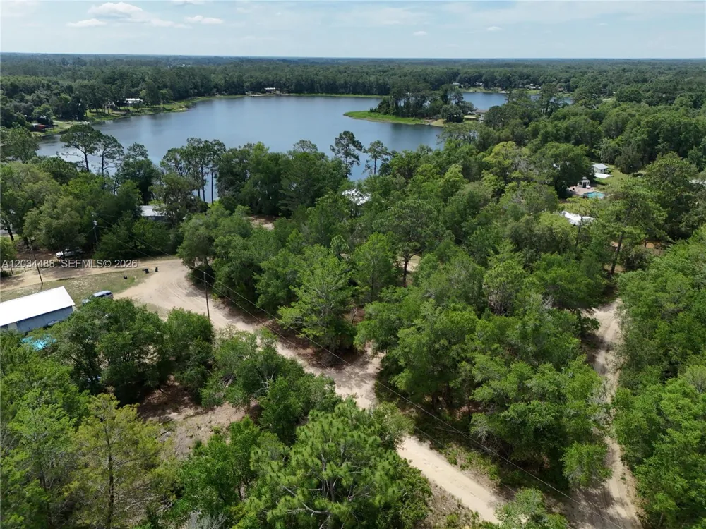 225 MIRROR LAKE DR Other City - In The State Of Florida, FL 32148