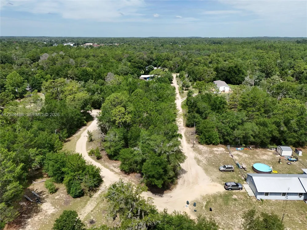 225 MIRROR LAKE DR Other City - In The State Of Florida, FL 32148
