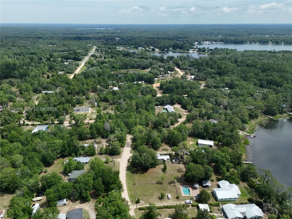 225 MIRROR LAKE DR Other City - In The State Of Florida, FL 32148