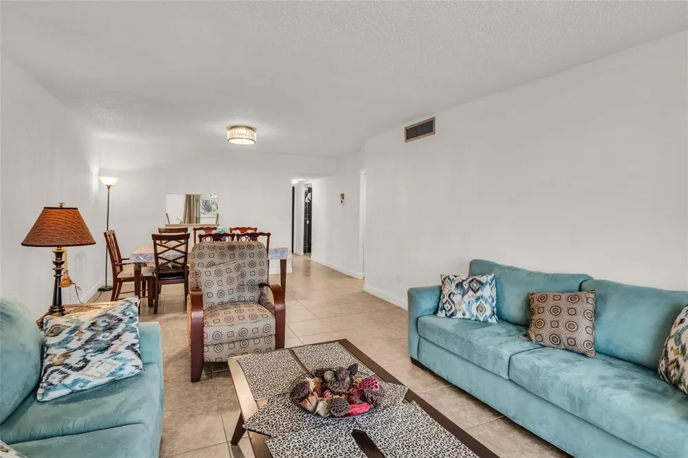 2840 Somerset Drive #403 Lauderdale Lakes, FL 33311