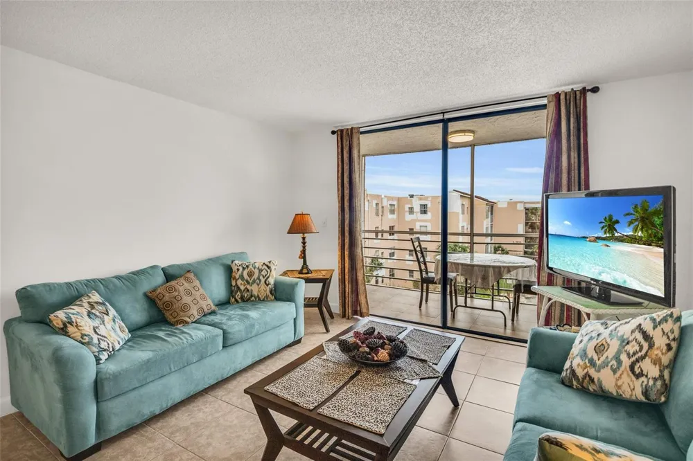 2840 Somerset Drive #403 Lauderdale Lakes, FL 33311
