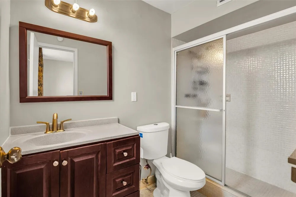 2840 Somerset Drive #403 Lauderdale Lakes, FL 33311