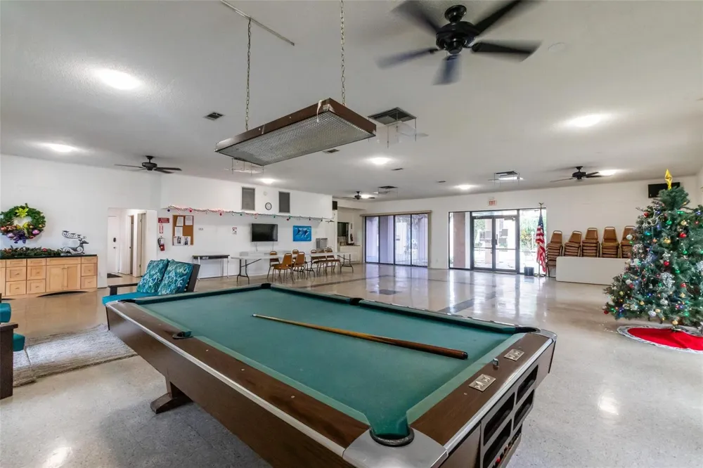 2840 Somerset Drive #403 Lauderdale Lakes, FL 33311