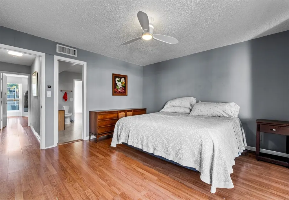 653 Cypress Lane #21b Wilton Manors, FL 33305