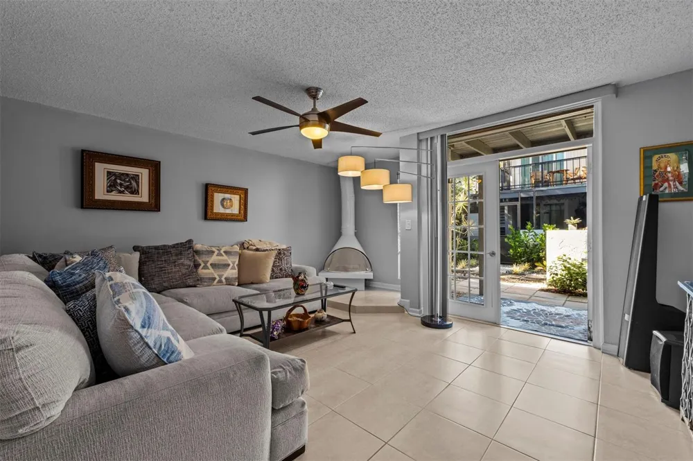 653 Cypress Lane #21b Wilton Manors, FL 33305
